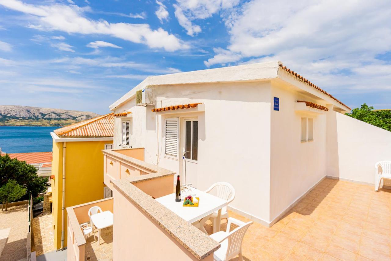 Urica Apartamento Metajna Exterior foto